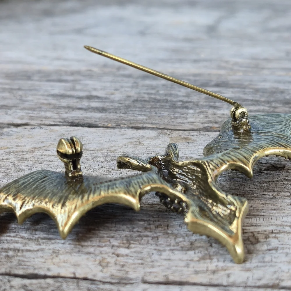 HEIDI DAUS Swarovski Crystal BAT Brooch Pin Mint Original Box Halloween Designer - Picture 12 of 16